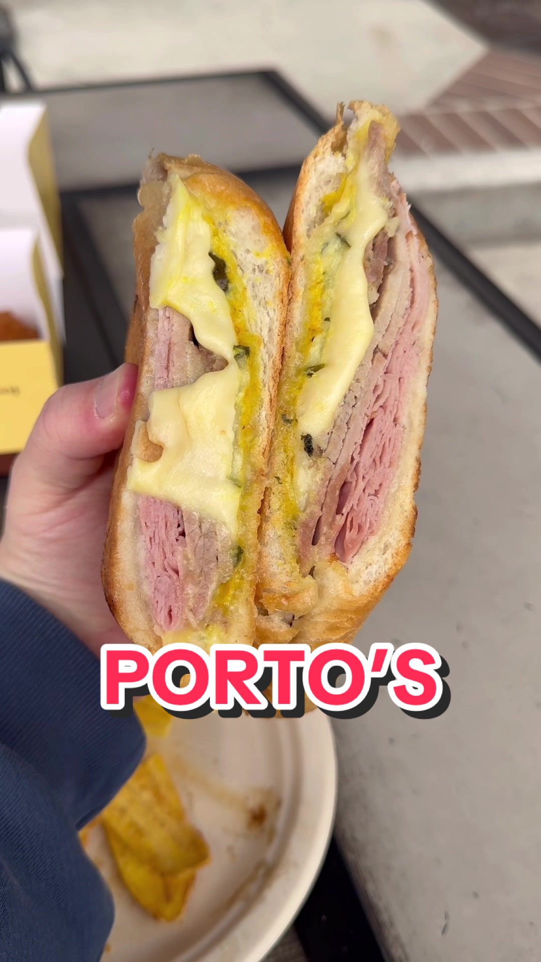 Porto's Bakery